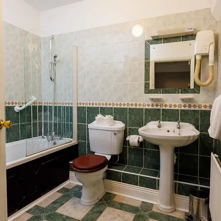 Berkeley House Guest house *